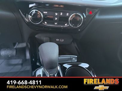New 2026 Chevrolet Trax LT w/ Sunroof Package