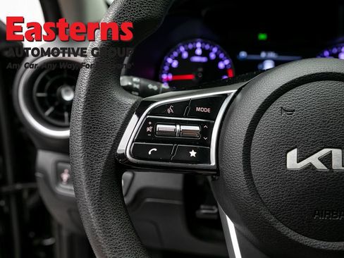 Used 2023 Kia Forte LXS w/ LXS Technology Package FWD image 15