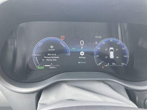 Used 2025 Toyota Sienna Platinum AWD/4WD image 17