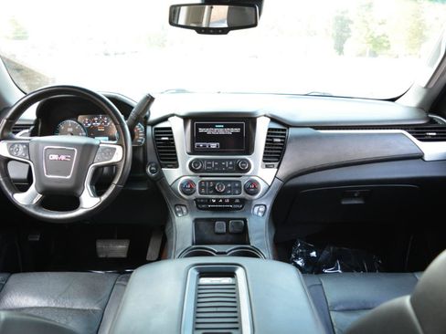 Used 2017 GMC Yukon SLT RWD image 20