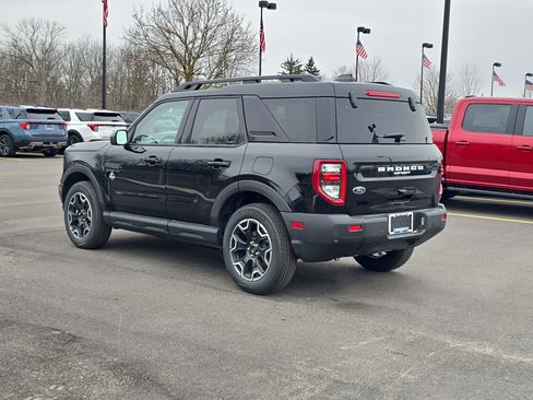 New 2025 Ford Bronco Sport Outer Banks image 3