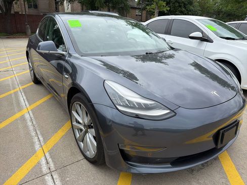 Used 2019 Tesla Model 3 Long Range image 3