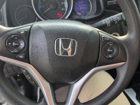 Used 2017 Honda Fit EX image 15