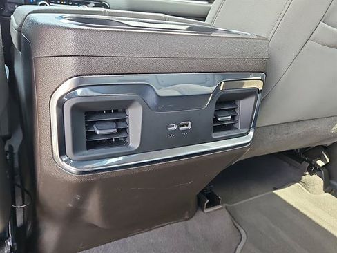 Used 2025 GMC Sierra 1500 SLT RWD image 12