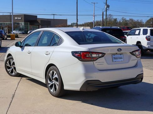 Used 2025 Subaru Legacy Premium image 2