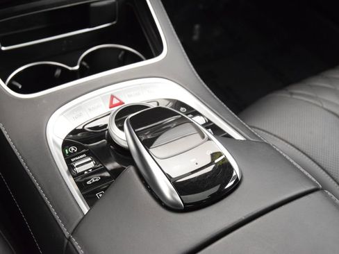 Used 2019 Mercedes-Benz S 560 4MATIC Coupe image 32