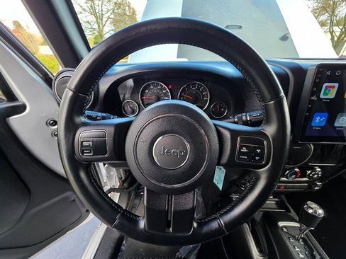 Used 2011 Jeep Wrangler Sport image 38