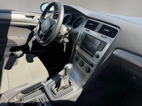Used 2016 Volkswagen Golf S FWD image 49