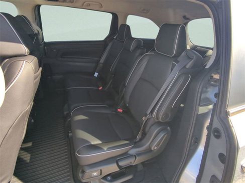 New 2026 Honda Odyssey Touring image 29