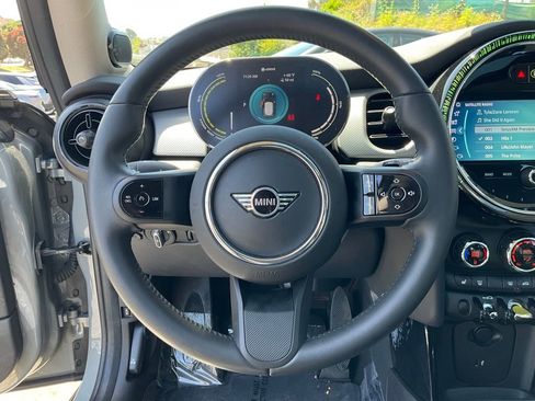 Used 2023 MINI Cooper SE FWD image 35