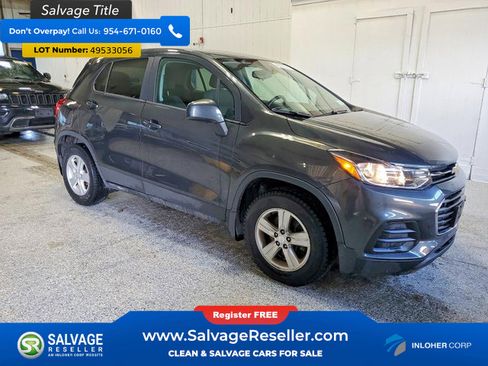 Used 2020 Chevrolet Trax LS w/ Tint and Cruise Package image 5