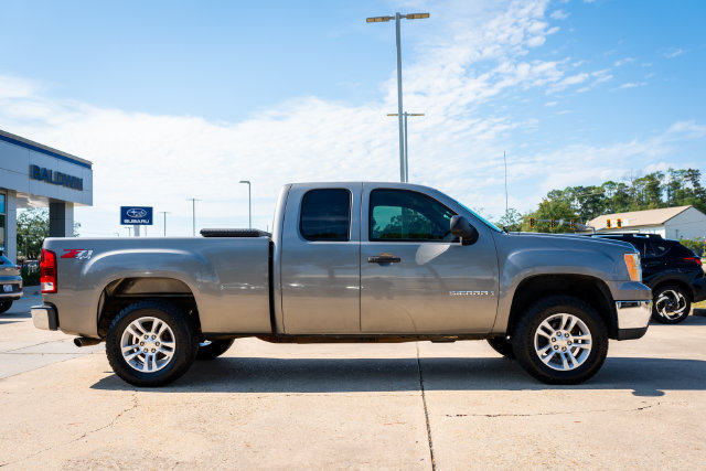 Used 2007 GMC Sierra 1500 SLE w/ SLE1 Preferred Package AWD/4WD image 19