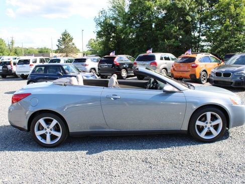 Used 2007 Pontiac G6 GT w/ Premium Package FWD image 6