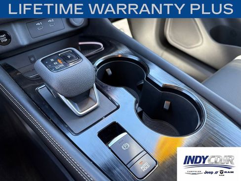 Used 2025 Nissan Rogue Platinum w/ Tech Package FWD image 20
