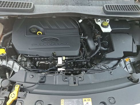 Certified 2017 Ford Escape SE AWD/4WD image 27