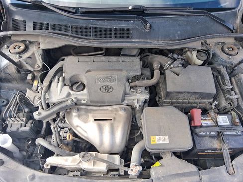 Used 2017 Toyota Camry LE image 23