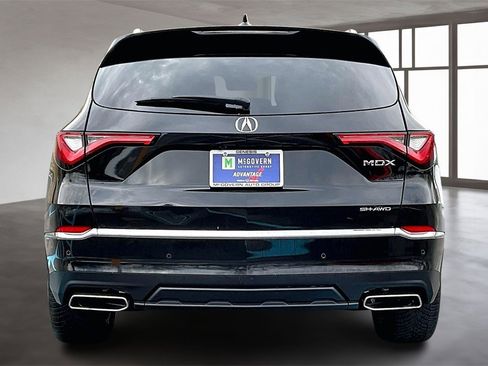 Used 2022 Acura MDX SH-AWD w/ Advance Package image 5