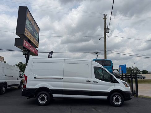 Used 2020 Ford Transit 250 Medium Roof w/ Load Area Protection Package RWD image 3