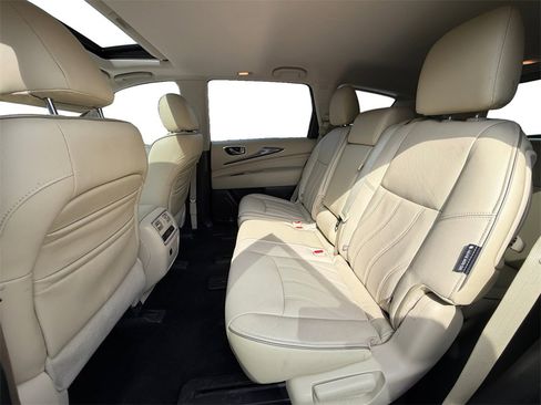 Used 2019 INFINITI QX60 Luxe w/ Essential Package image 14
