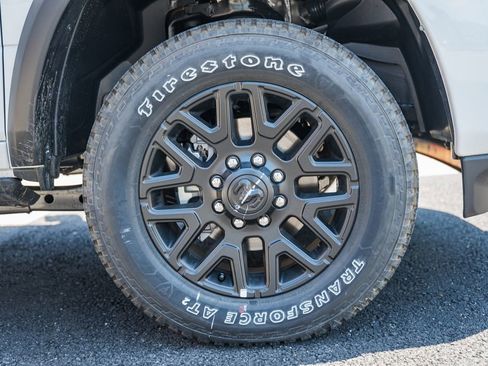 New 2026 RAM 2500 Limited AWD/4WD image 15