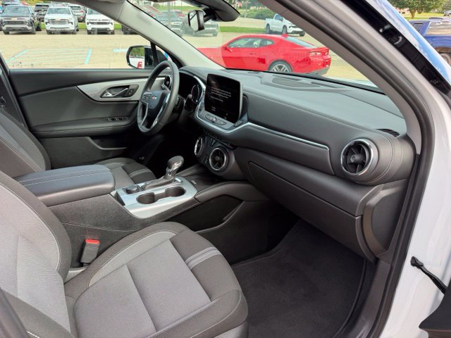 Certified 2024 Chevrolet Blazer LT w/ Convenience Package AWD/4WD image 25