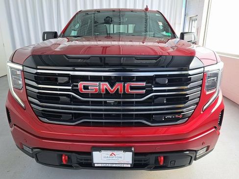 Used 2025 GMC Sierra 1500 AT4 w/ AT4 Premium Package AWD/4WD image 3