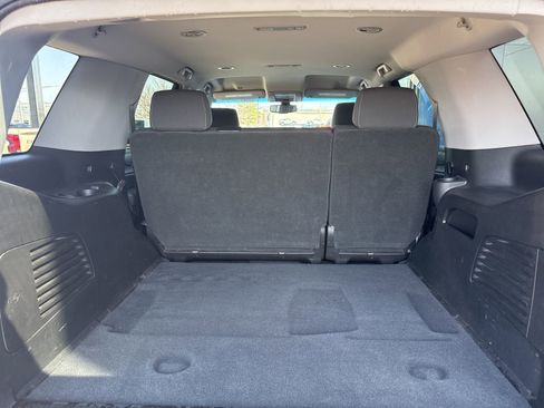 Used 2019 Chevrolet Tahoe LS AWD/4WD image 15