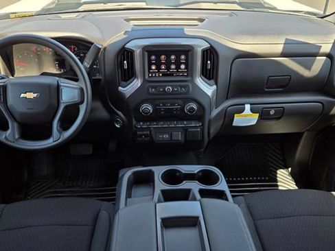 New 2026 Chevrolet Silverado 2500 Custom w/ Custom Value Package AWD/4WD image 9