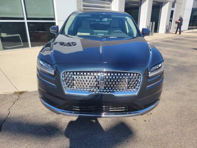 Certified 2023 Lincoln Nautilus AWD w/ Premium Package image 7