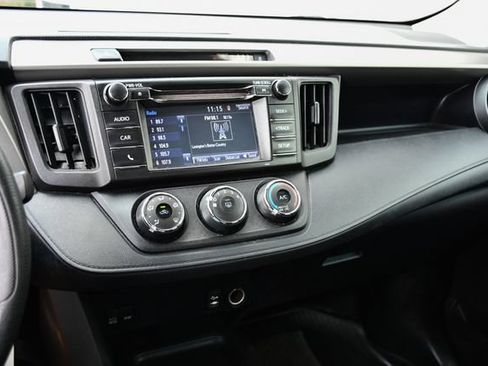 Used 2017 Toyota RAV4 LE w/ All Weather Liner Package AWD/4WD image 20