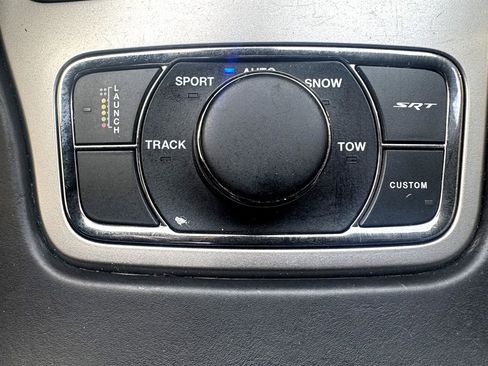 Used 2017 Jeep Grand Cherokee SRT image 29