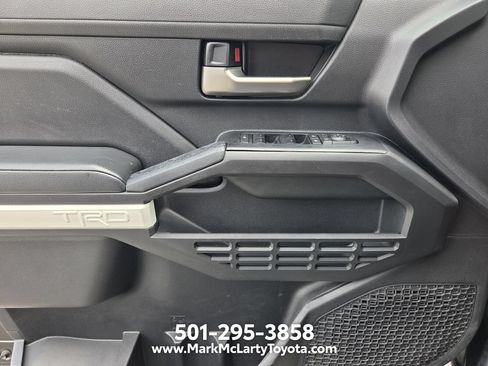Used 2024 Toyota Tacoma TRD Off-Road AWD/4WD image 25