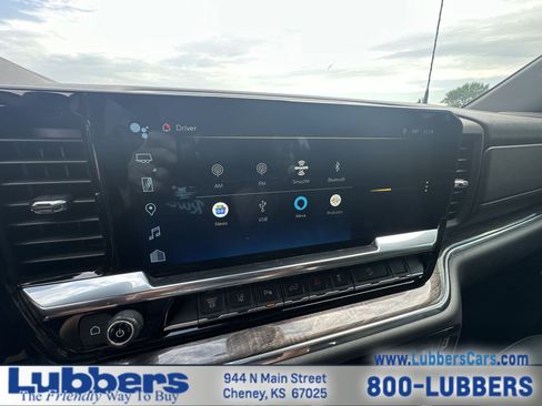 Used 2025 Chevrolet Silverado 2500 LTZ w/ LTZ Plus Package AWD/4WD image 16