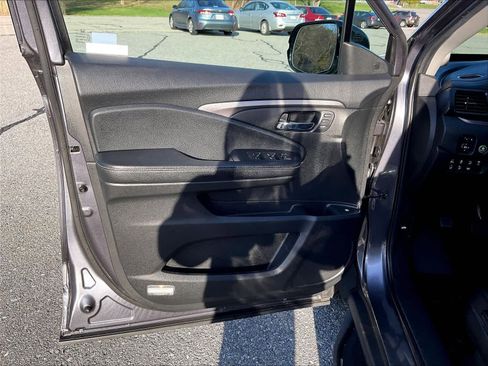 Used 2022 Honda Ridgeline RTL-E image 9