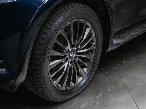 Used 2022 INFINITI QX80 Premium Select w/ Cargo Package image 7