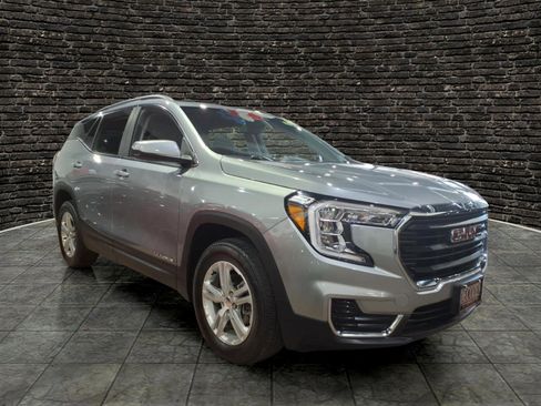 Used 2023 GMC Terrain SLE w/ Driver Convenience Package AWD/4WD image 1