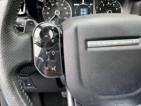Used 2018 Land Rover Range Rover Velar S image 24