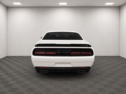 Used 2021 Dodge Challenger R/T Scat Pack RWD image 4