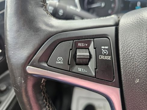 Used 2018 Buick Encore Essence w/ Experience Buick Package image 27