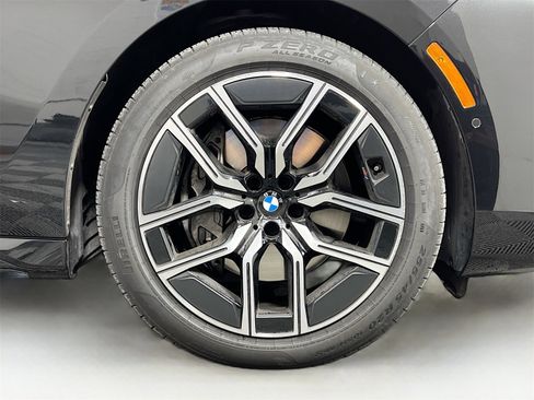 Used 2025 BMW 740i xDrive 740i xDrive image 35