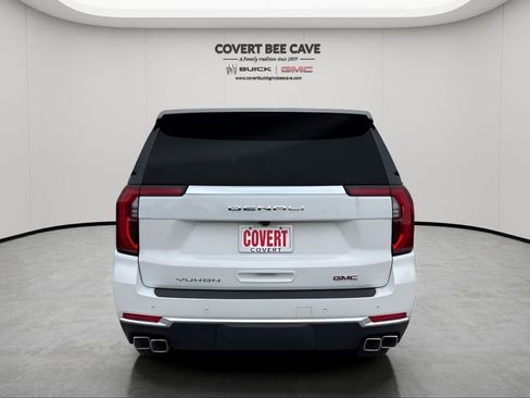 New 2026 GMC Yukon Denali image 8