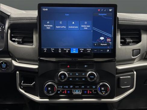 Used 2023 Ford Expedition Max XLT image 9