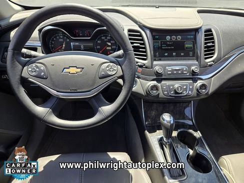 Used 2015 Chevrolet Impala LTZ FWD image 12