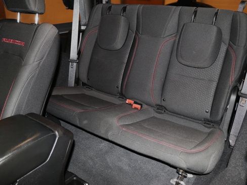 Used 2019 Jeep Wrangler Rubicon image 13