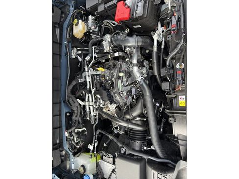 New 2025 Ford Bronco Outer Banks w/ Black Appearance Package image 36