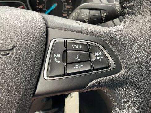 Used 2018 Ford Escape SEL AWD/4WD image 13