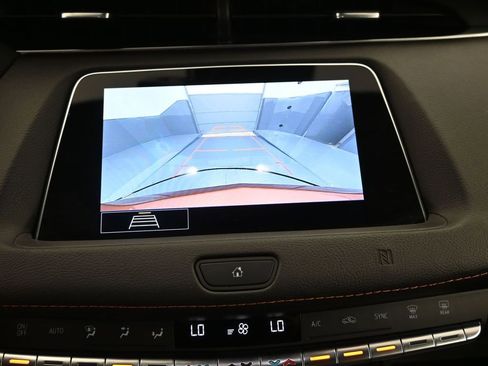 Used 2020 Cadillac XT4 Sport FWD image 11