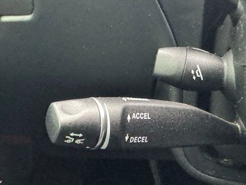 Used 2015 Mercedes-Benz G 63 AMG G 63 AMG Sport Utility 4D image 37