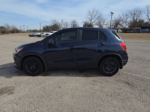 Used 2019 Chevrolet Trax LS w/ LPO, Protection Package image 5