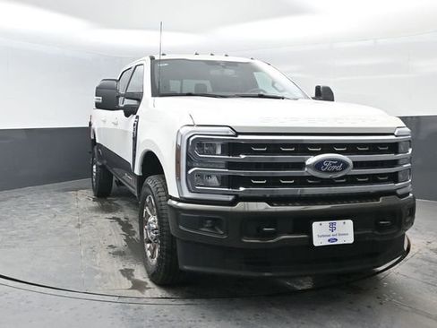 Used 2025 Ford F350 King Ranch image 2